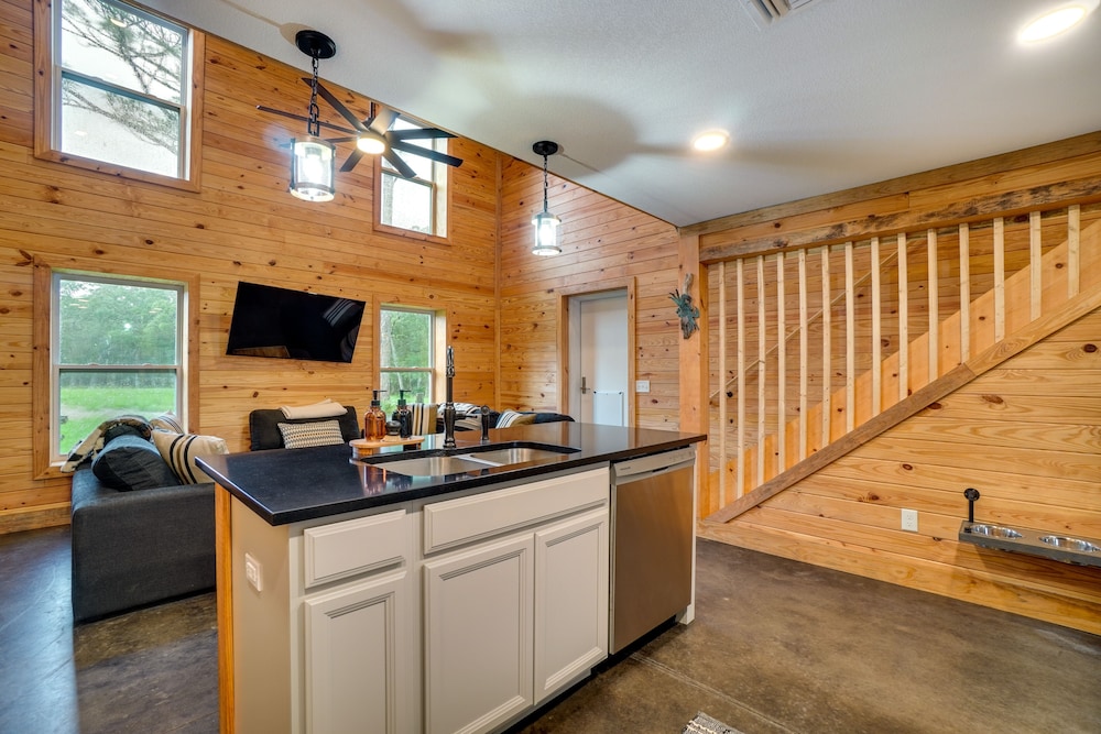 House (2 Bedrooms) photo 2