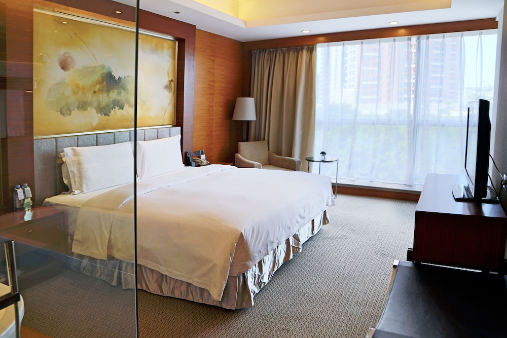 Superior King Room photo 1