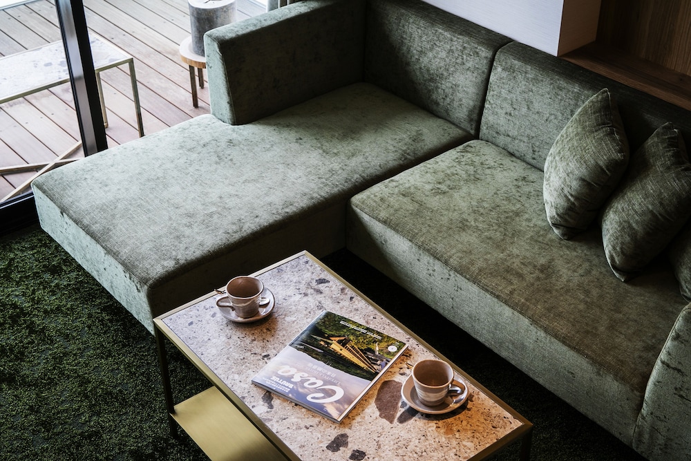 Basic Suite - Photo 14