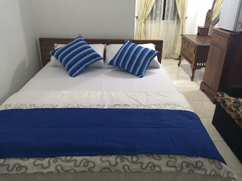 Deluxe Room, 1 Double Bed, Garden View