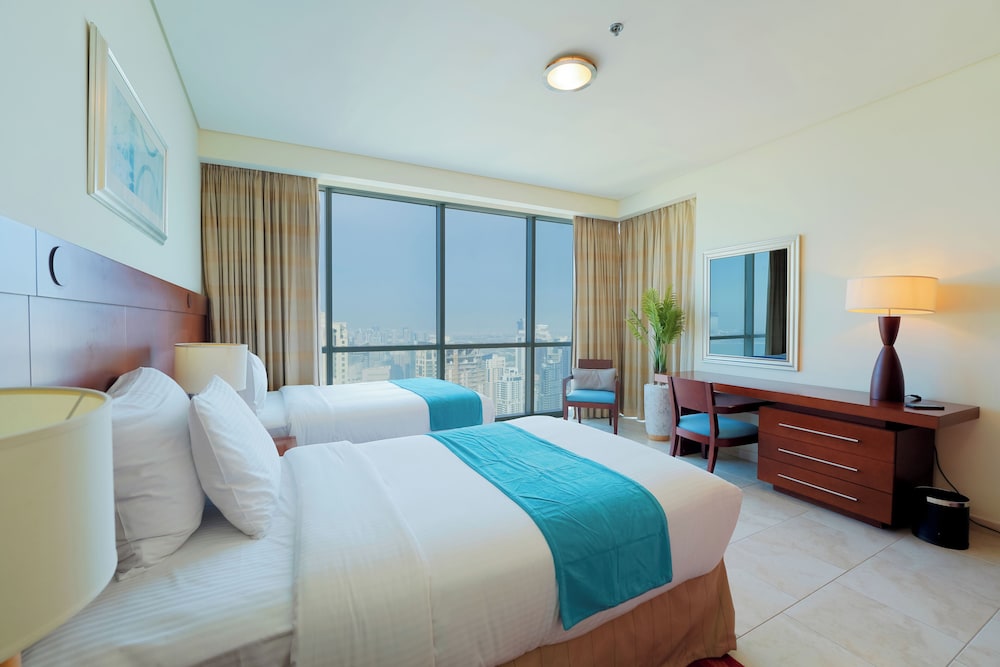 Premium Two-Bedroom Suite photo 2