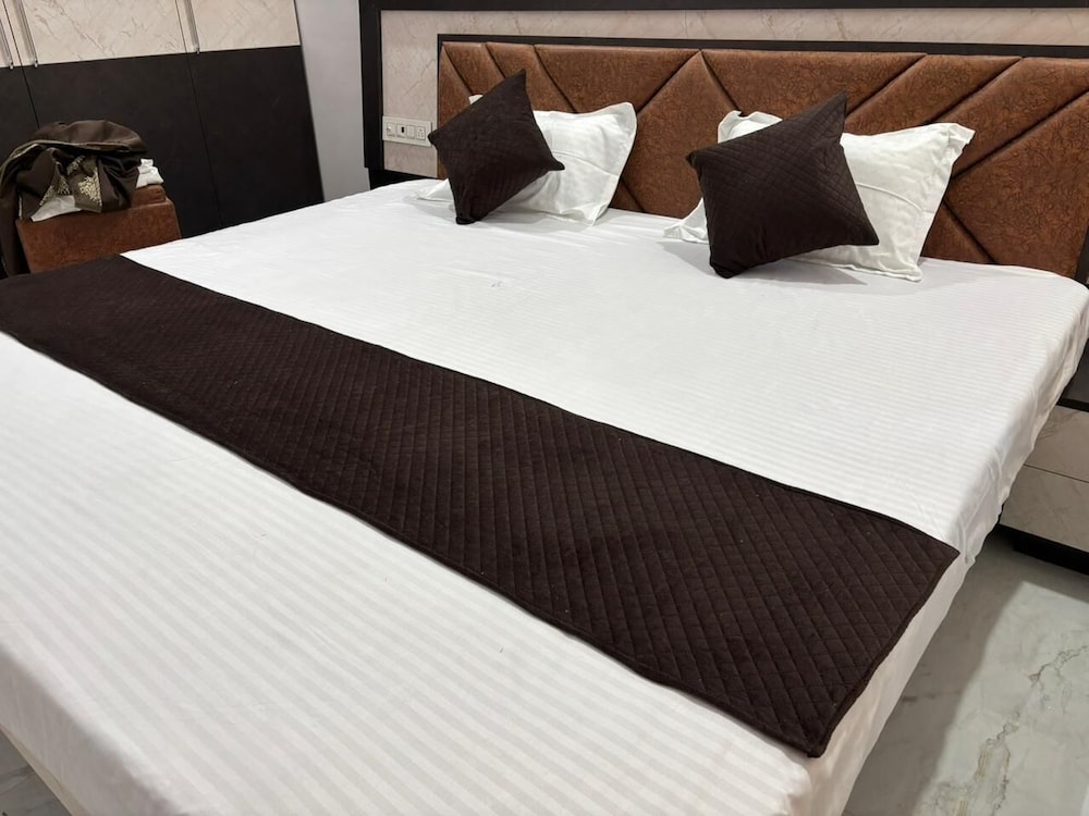 Deluxe Double Room, Balcony, Mountain View