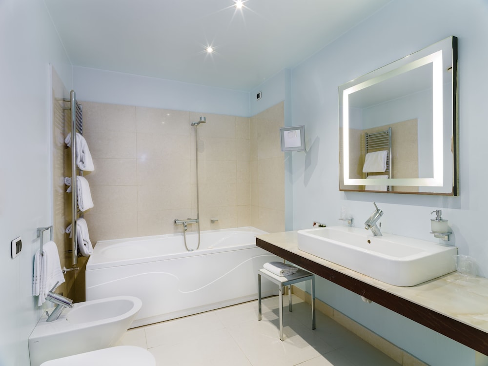 Superior Double Room - Photo 4