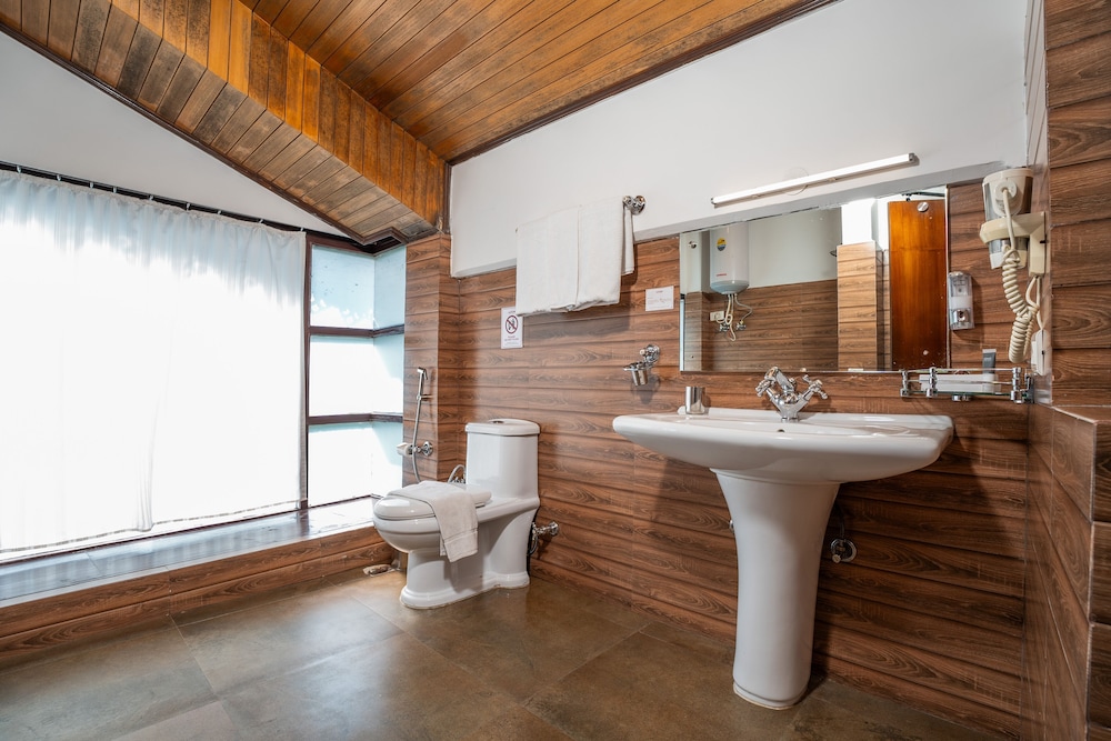 Chalet with Private Balcony photo 2