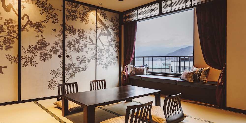 [Yamagami] Twin Beds Room & Japanese Room (8 tatami) Non Smoking photo 1