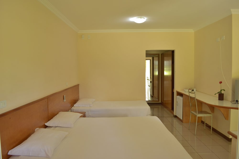 Superior Quadruple Room, Garden View photo 3