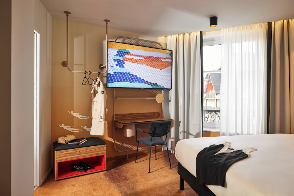 Junior Suite, 1 Double Bed photo 3