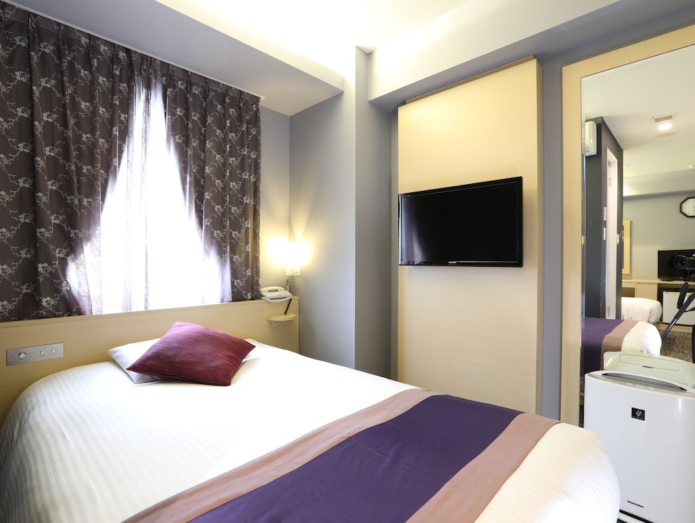 Twin Room, Non Smoking photo 3