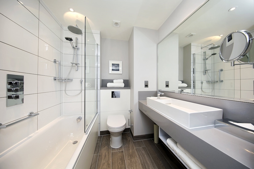 Premium Room, 1 Double Bed with Sofa bed - Photo 11