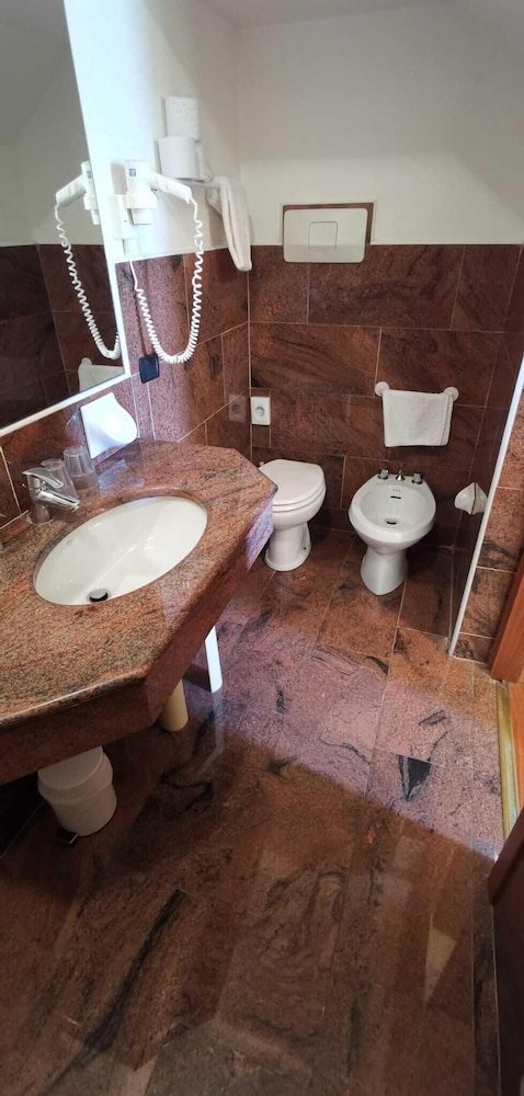 Single Room - Photo 4