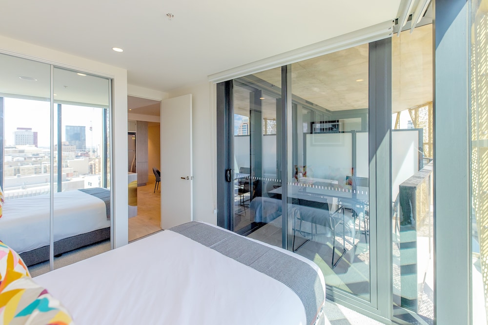One Bedroom Apartment - Photo 13