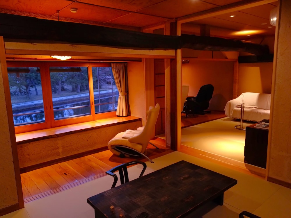 Suite, Ocean View