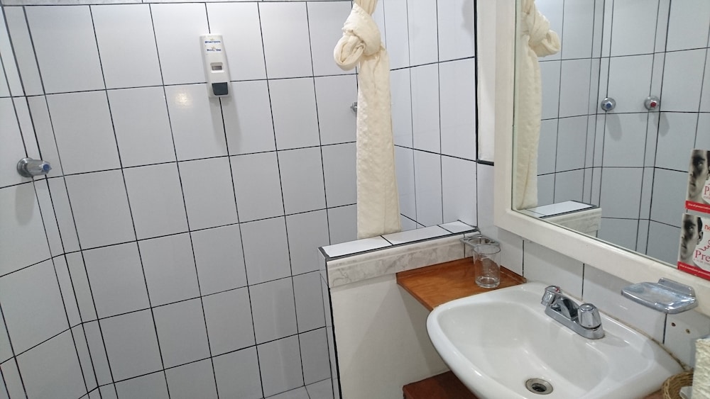 Standard Room, 1 Bedroom - Photo 6