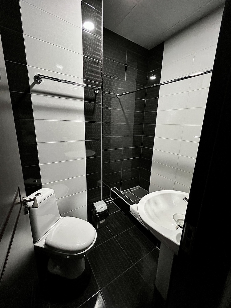 Deluxe Twin Room photo 3