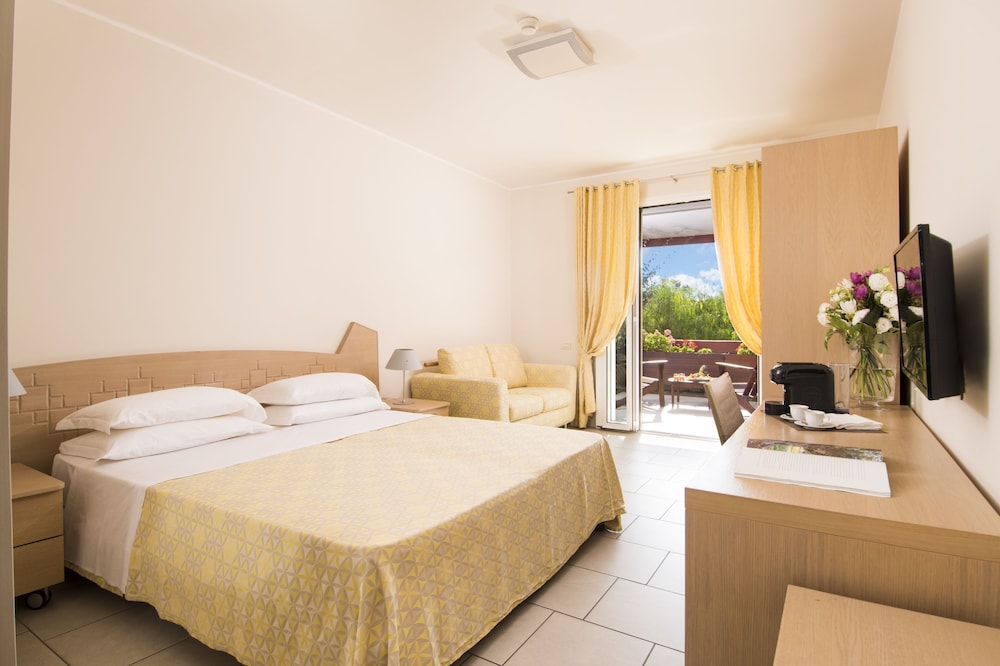 Premium Room - Photo 1