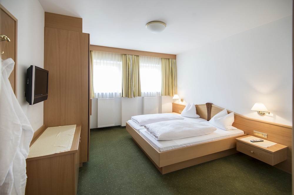 Suite, Valley View