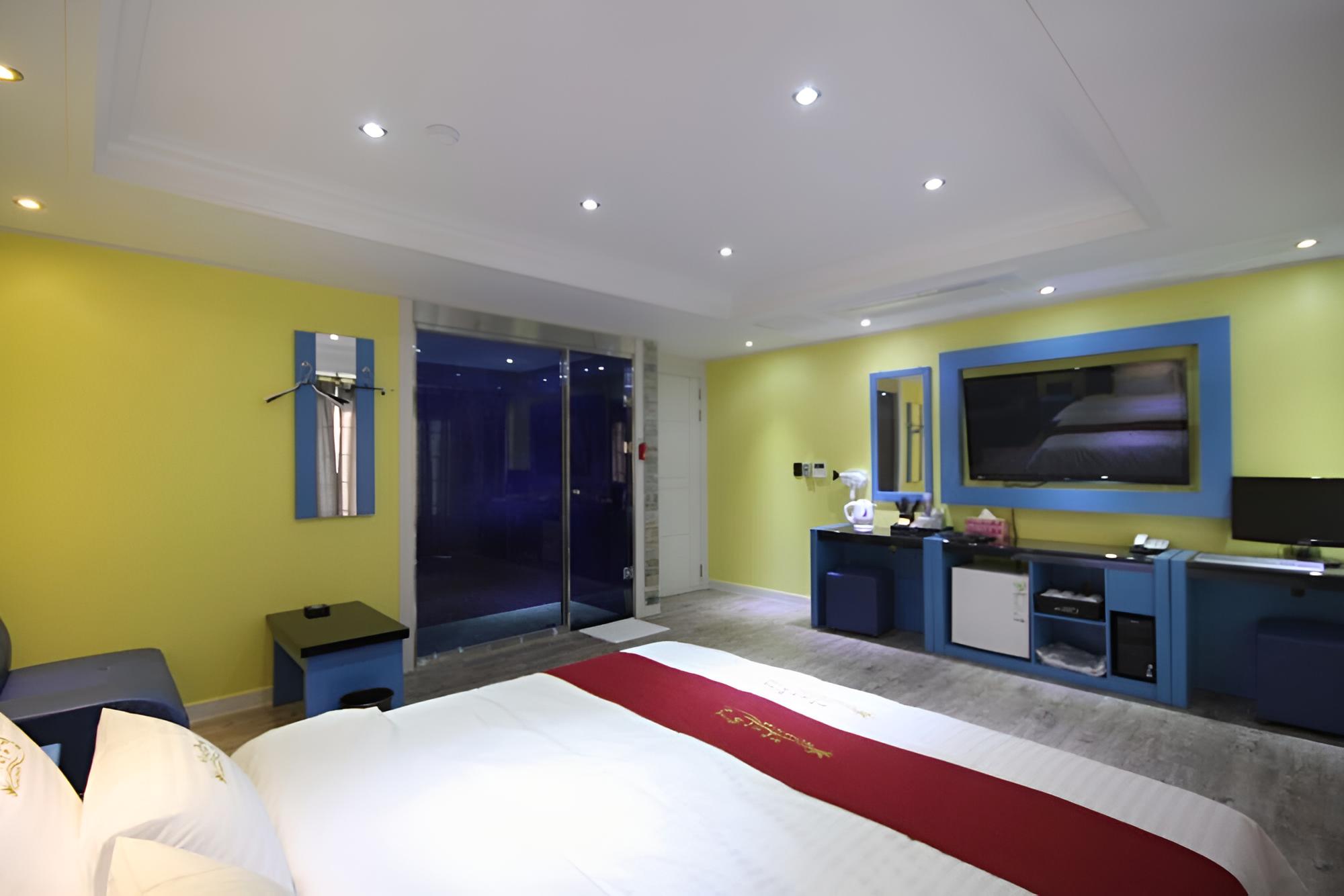 Room (Standard Room) photo 3