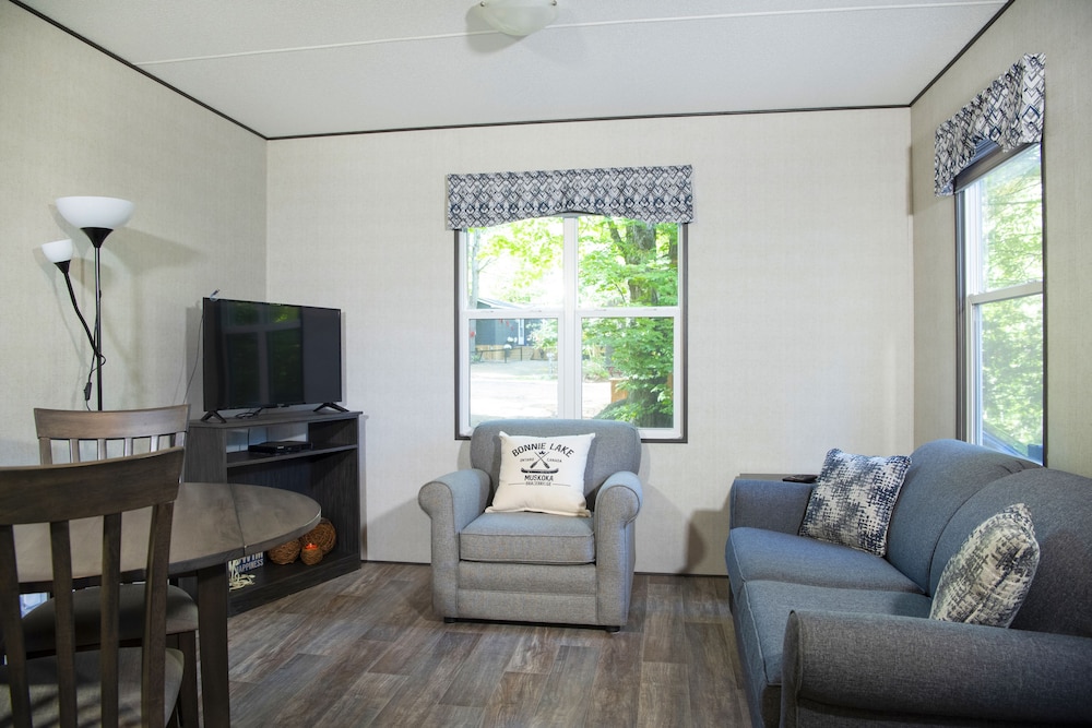 Standard Cottage photo 1