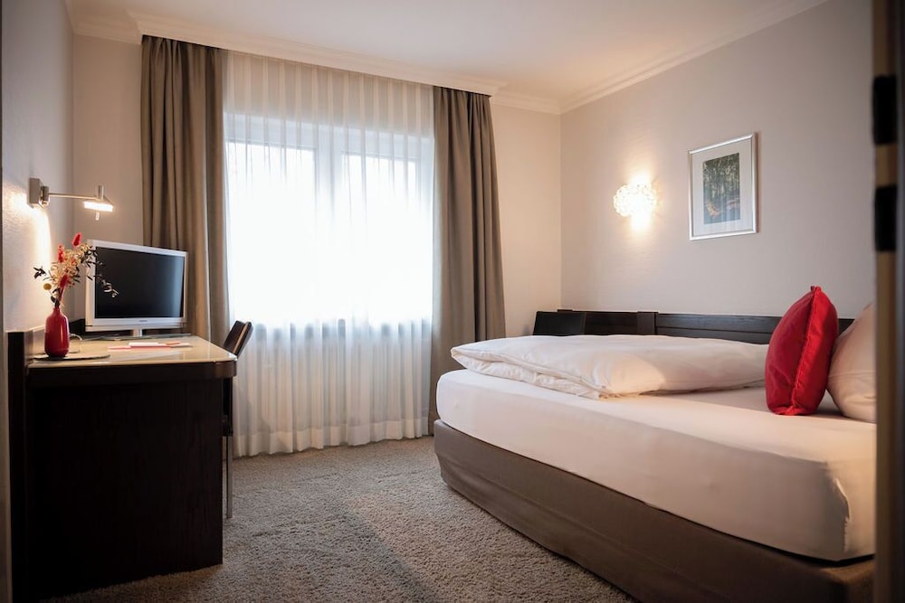 Standard Room photo 2