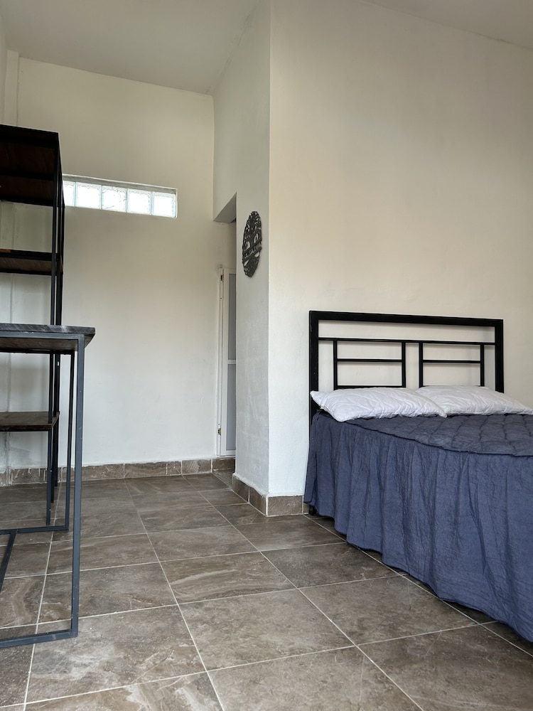 Basic Room photo 3