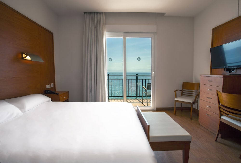 Standard Double Room, Balcony, Sea View photo 3