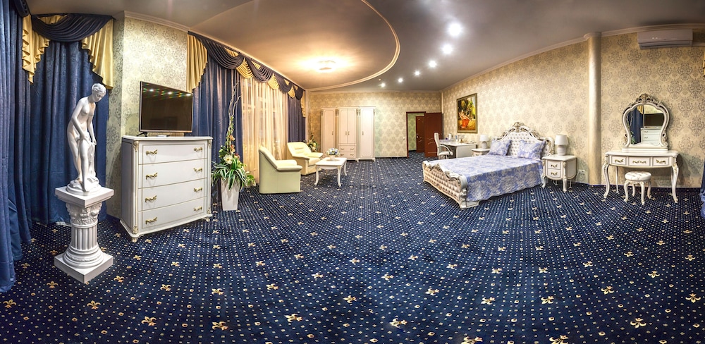 Presidential Suite