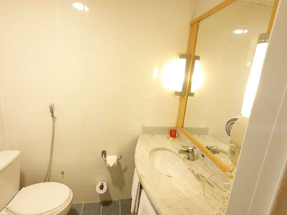 Room (1 Double Bed,1 Extra Bed for children) - Photo 4