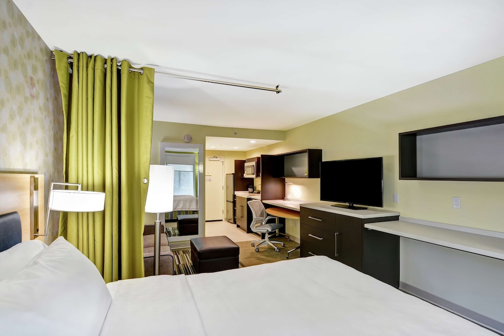 Available room