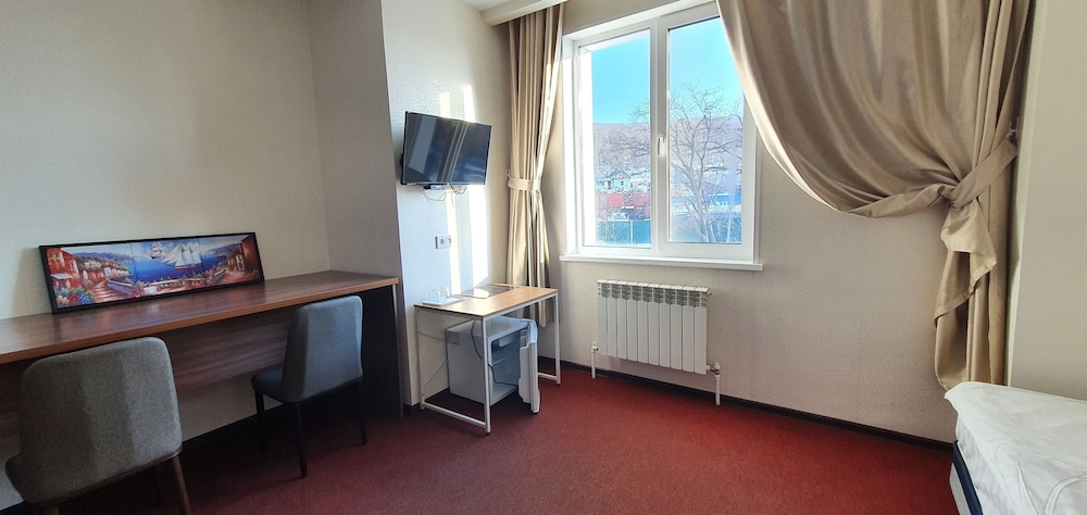 Deluxe Twin Room photo 2