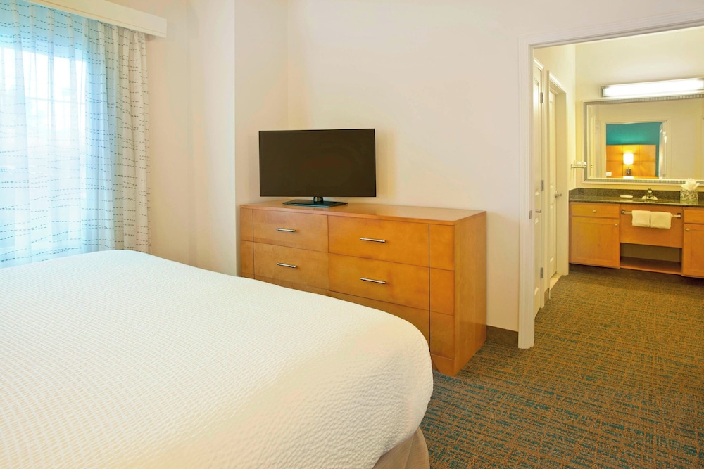Suite, 2 Bedrooms (Hearing Accessible) photo 3