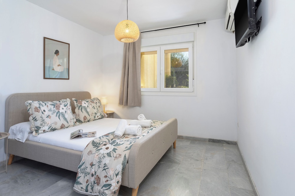 Apartment, Patio