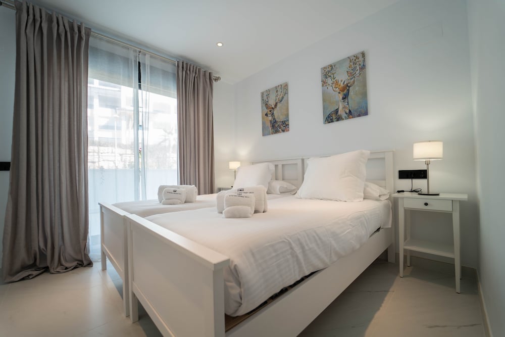 Superior Apartment, 3 Bedrooms, Terrace, Garden View photo 3