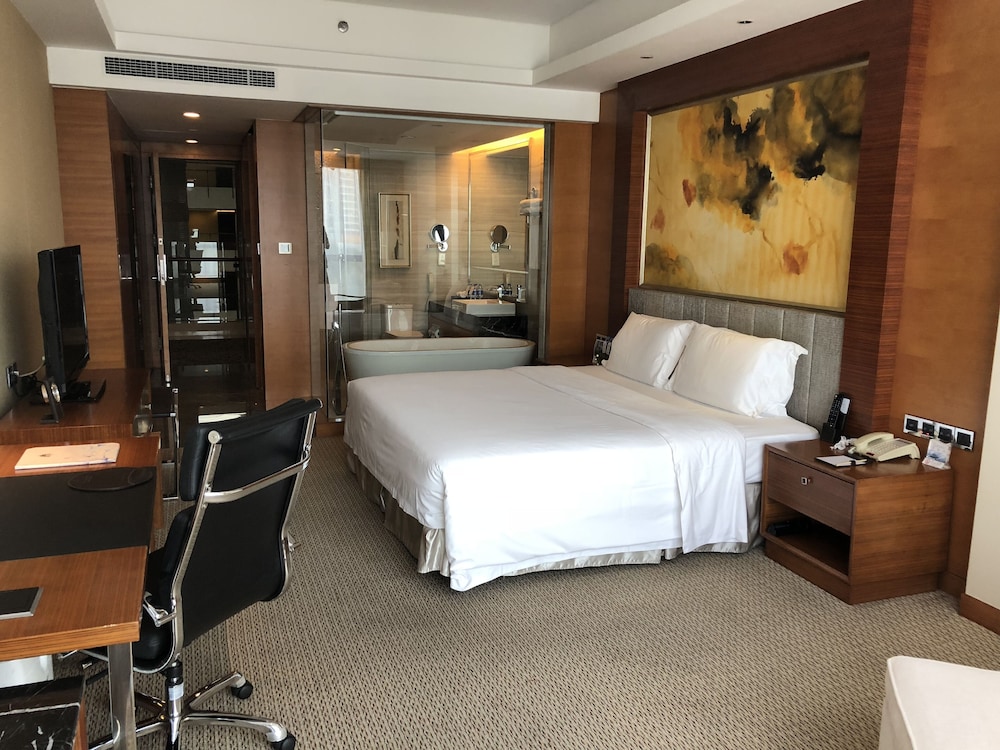 Superior King Room photo 2