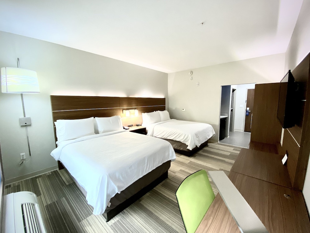 Standard Room, 2 Queen Beds, Accessible (Communication Accessible) photo 1
