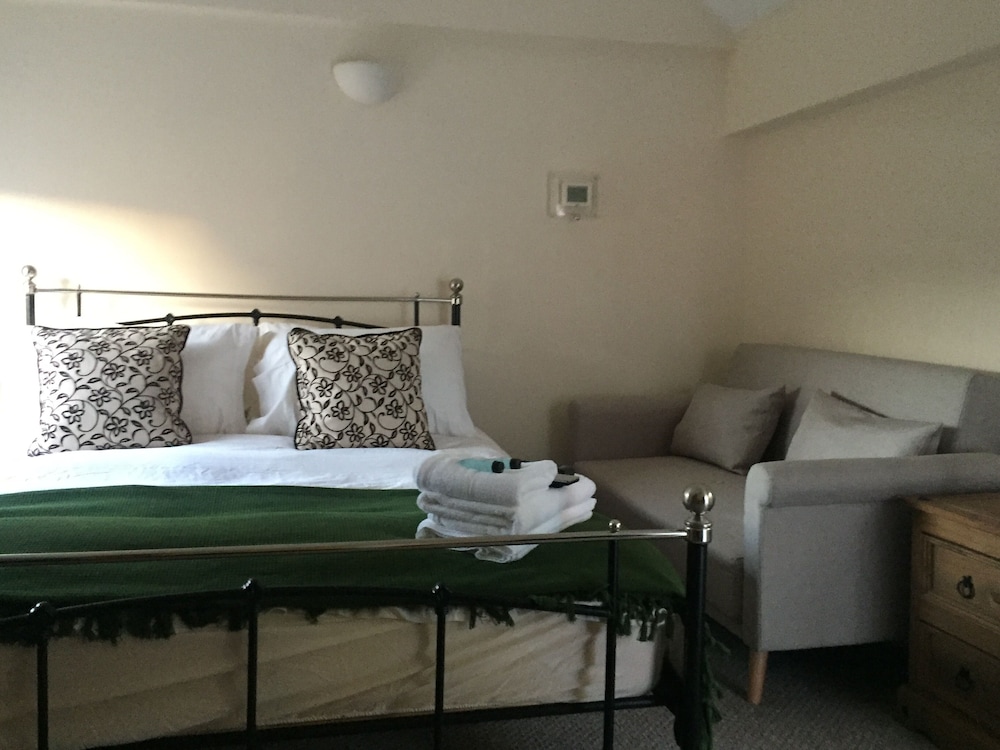 Standard Double Room, Ensuite (Room 4) photo 2