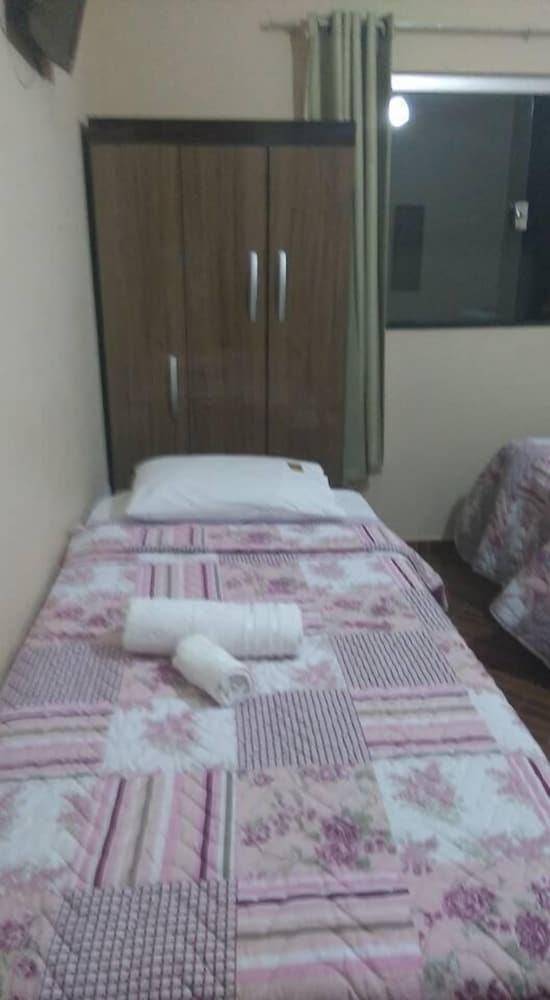 Triple Room, 3 Twin Beds photo 2
