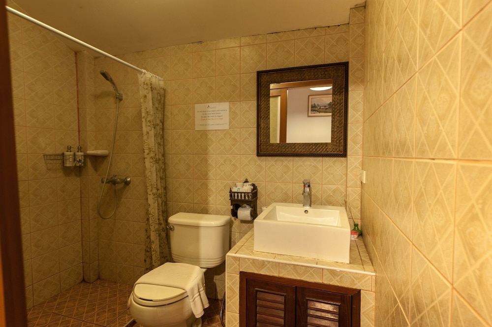 Suite - Photo 4