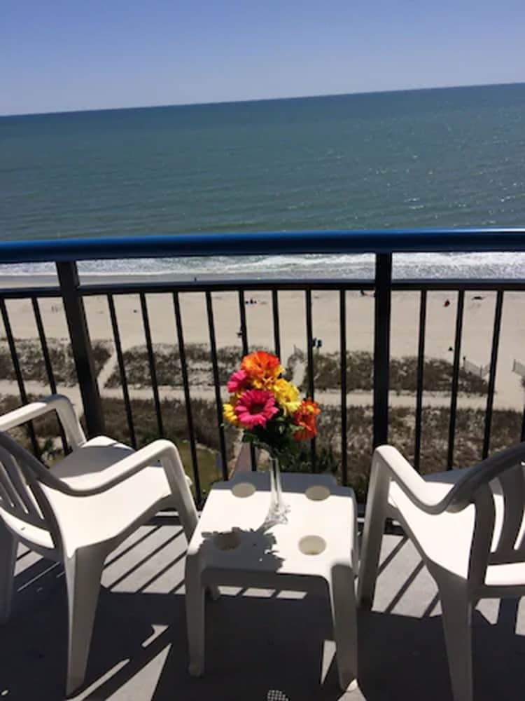 Standard Room, 2 Double Beds, Kitchenette, Oceanfront - Photo 5