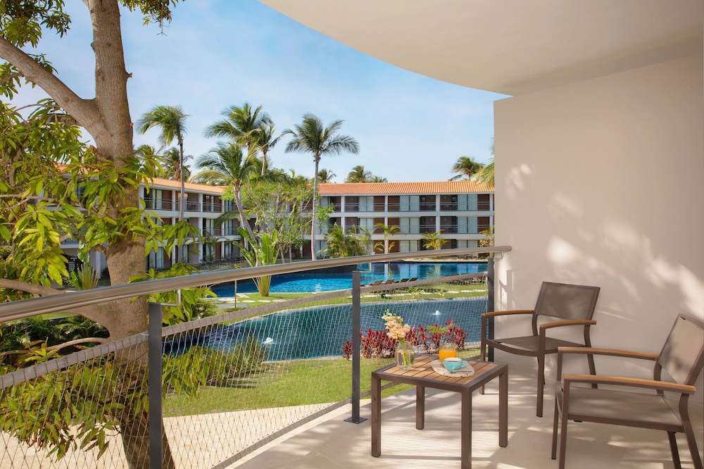 Junior Suite, 2 Double Beds, Pool View - Photo 2