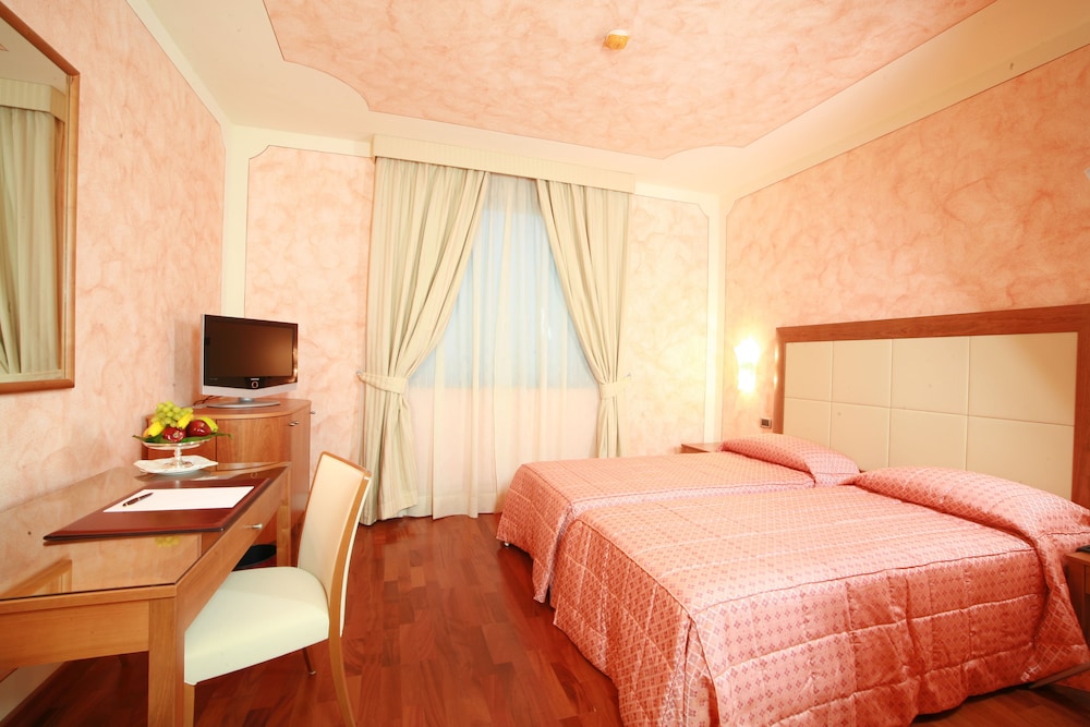 Double Room Single Use