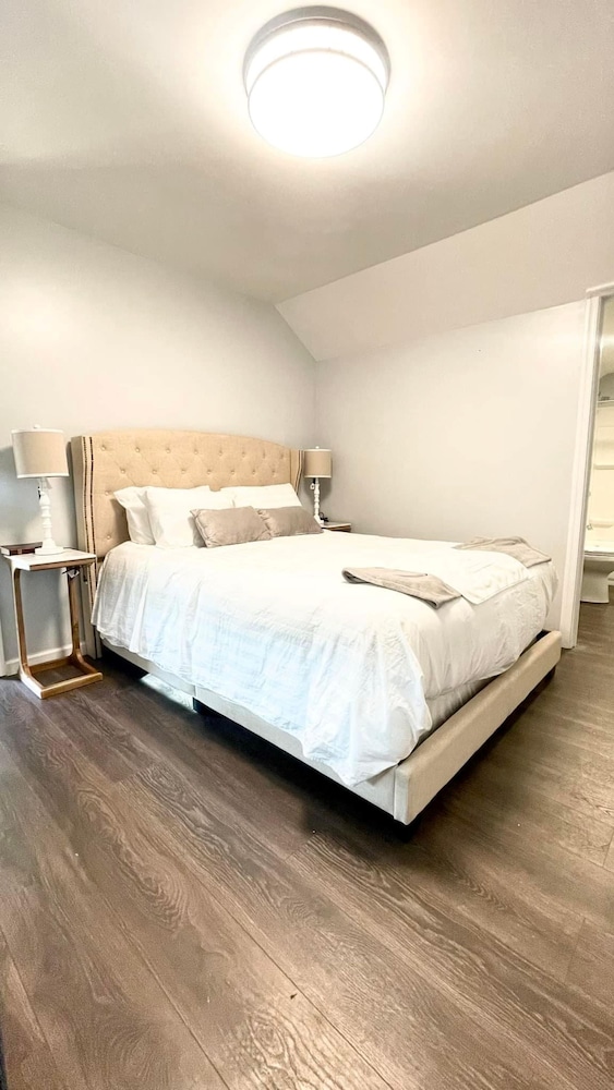 Cottage, 1 Queen Bed With Sofa Bed, Non Smoking photo 3