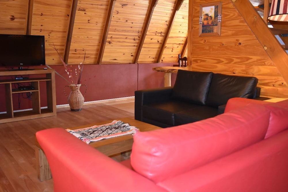 Family Chalet, 2 Bedrooms, Lake View photo 3