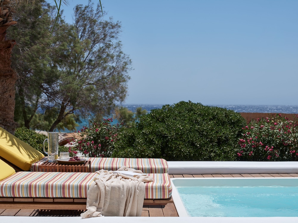 Executive Suite Partial Sea View with Private Pool - Photo 3