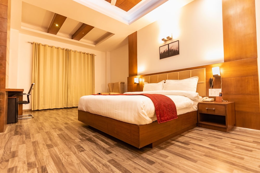 Deluxe Room - Photo 1