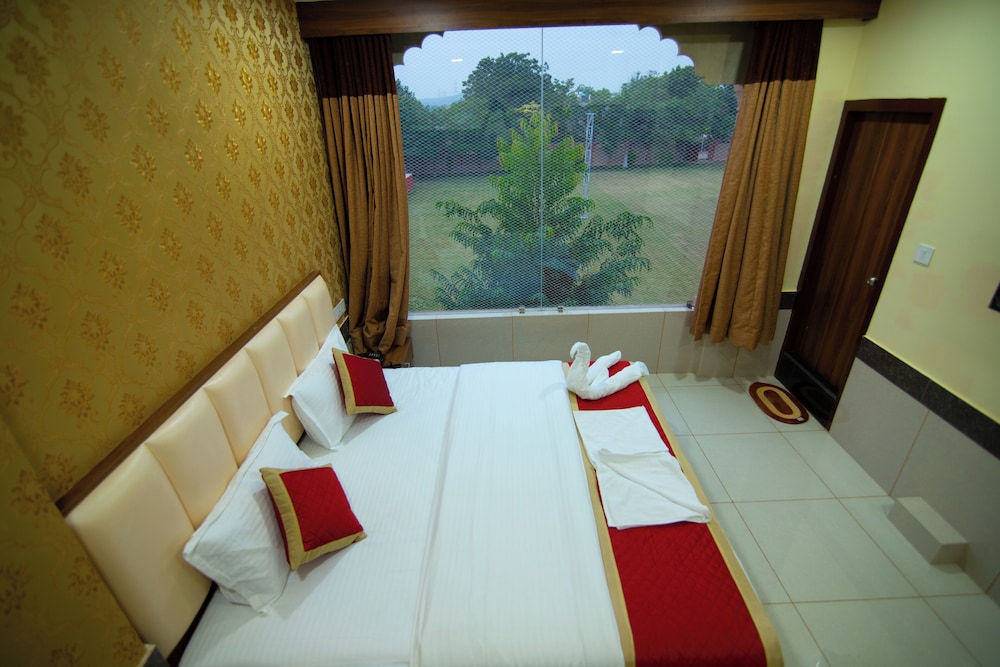 Superior Double Room, Garden View