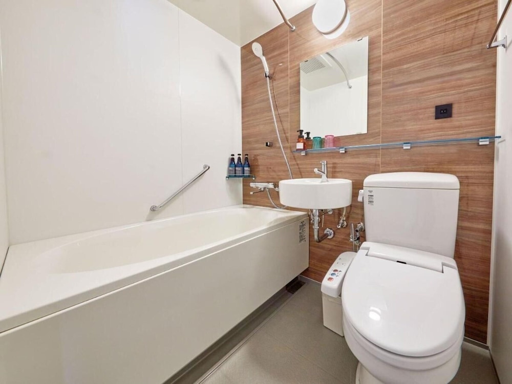 Single Room, Non Smoking - Photo 5