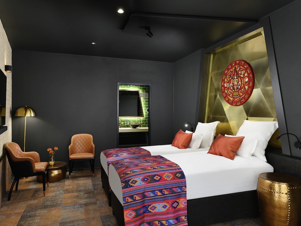 Suite, Multiple Beds (Maya) - Photo 3