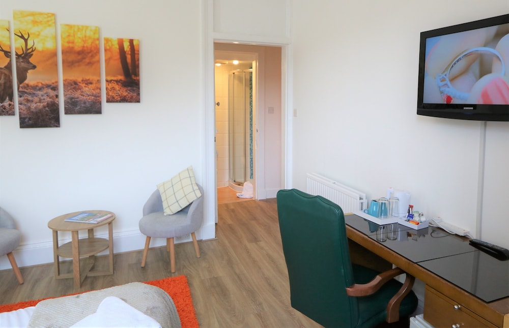 Deluxe Double Room, 1 Queen Bed, Garden View