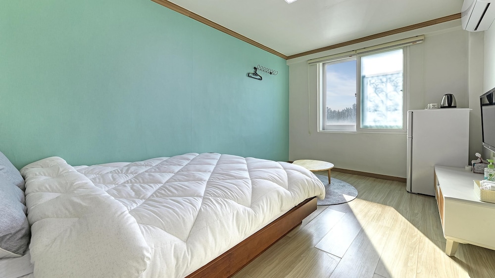 Basic Room, 1 Bedroom (306(mountain view)) photo 1