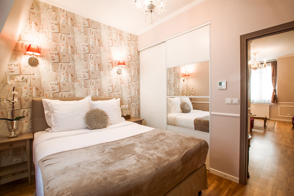 Deluxe Suite, 1 Bedroom, Private Bathroom photo 3
